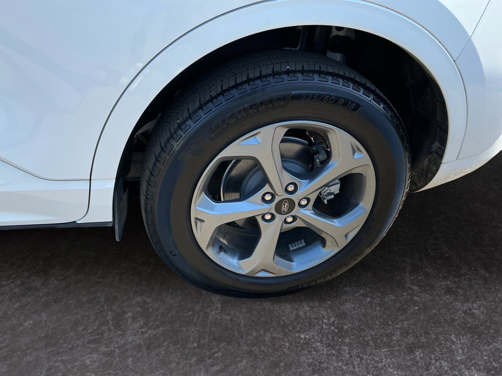 Used 2024 Ford Escape ST-Line w/ Tech Pack #1 AWD/4WD image 9