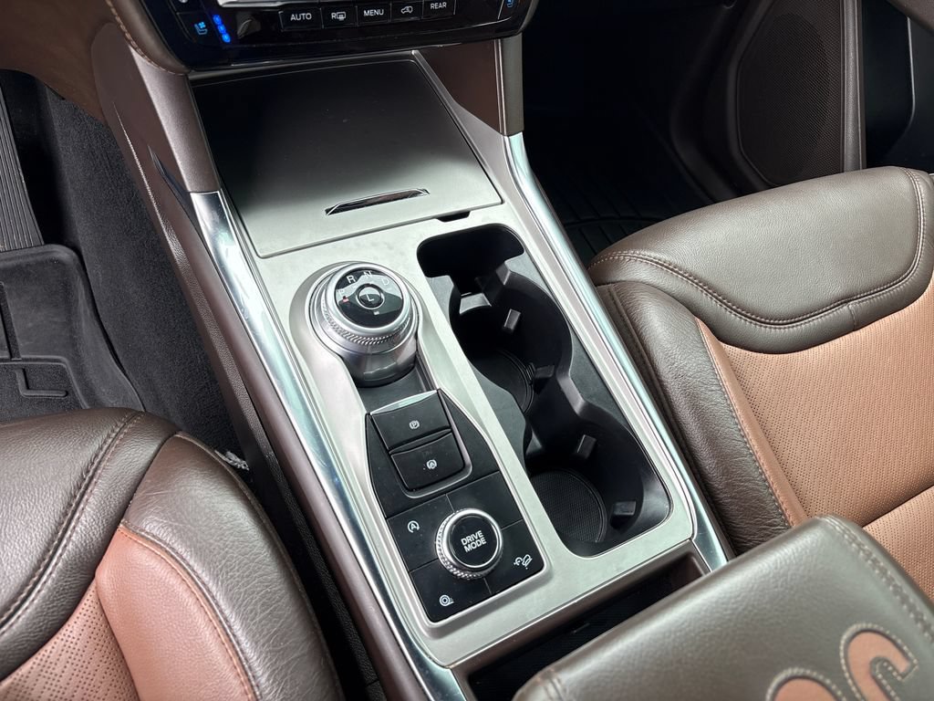 Used 2022 Ford Explorer King Ranch w/ Premium Technology Package AWD/4WD image 23