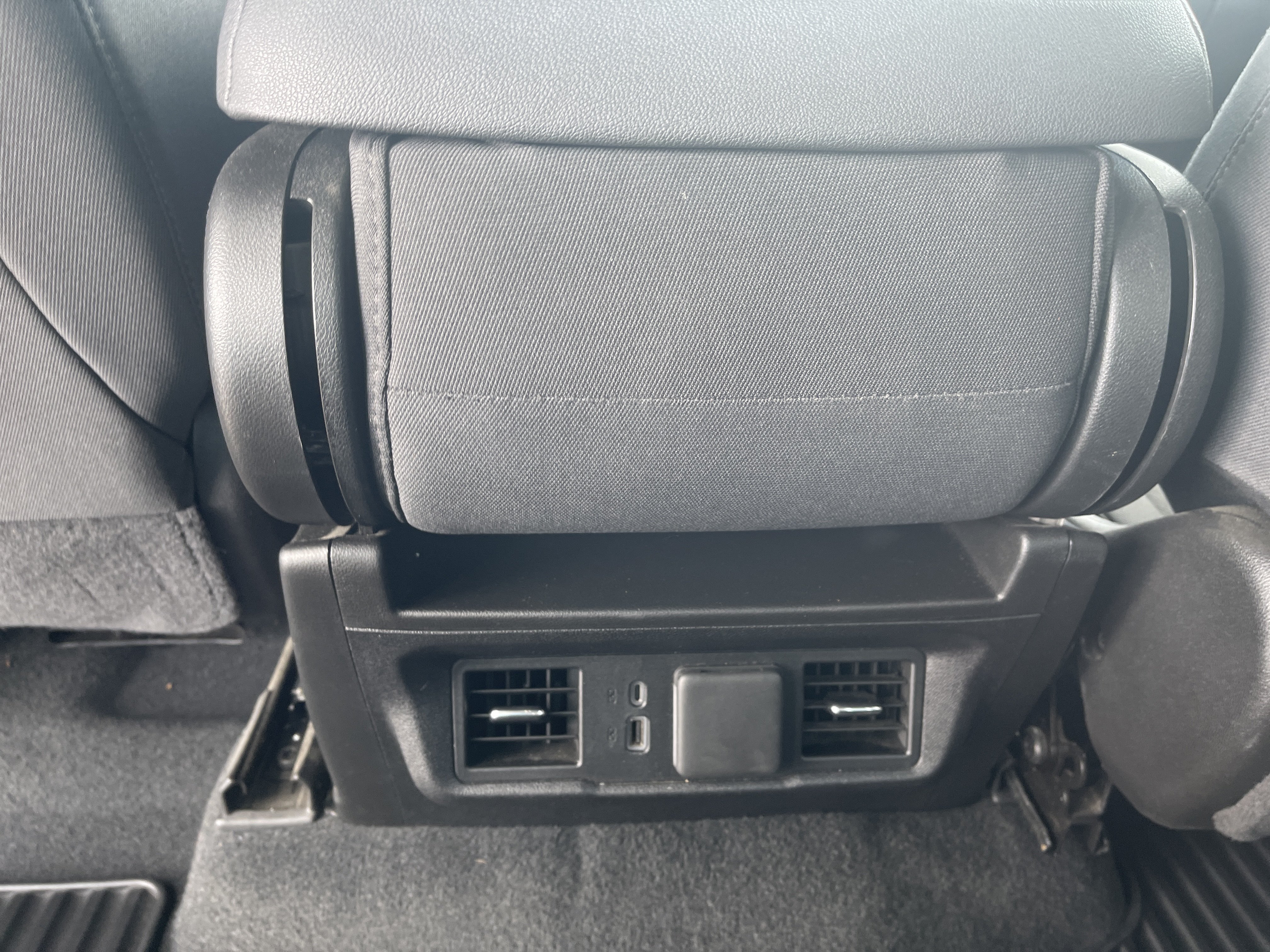 Used 2025 Chevrolet Silverado 3500 LT w/ Convenience Package AWD/4WD image 38