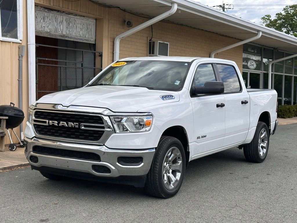 Used 2023 RAM 1500 Big Horn AWD/4WD image 2
