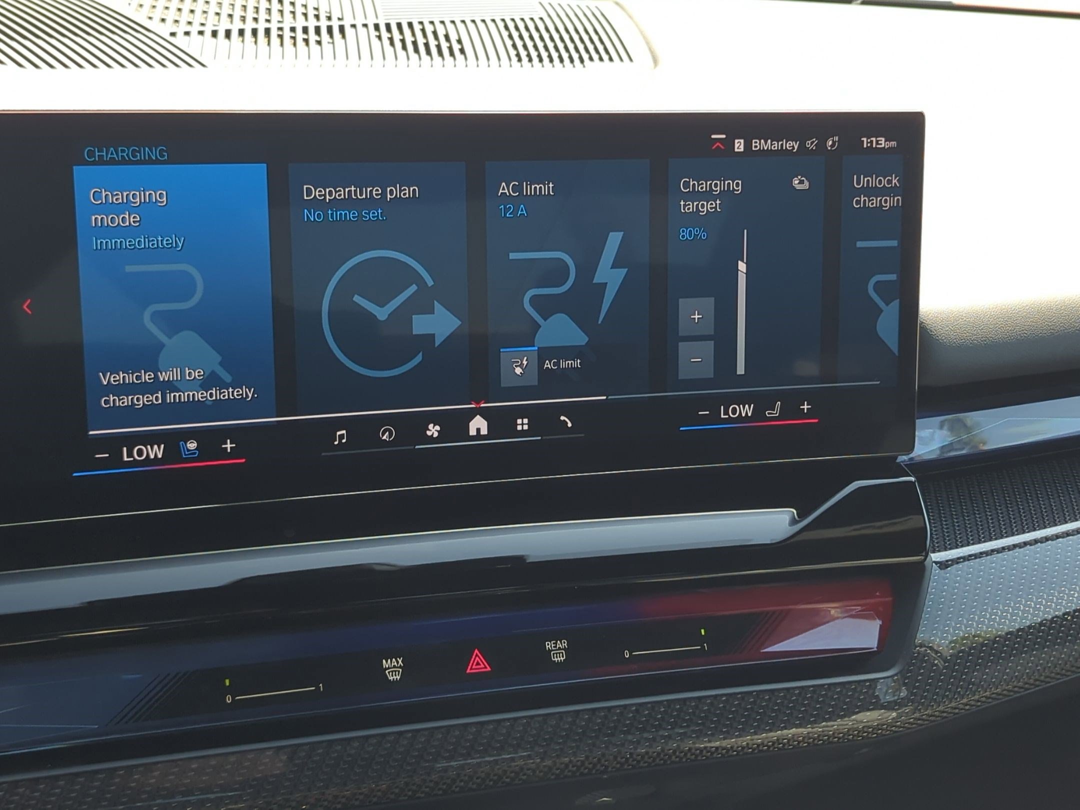 Used 2025 BMW M5 w/ Carbon Package image 23