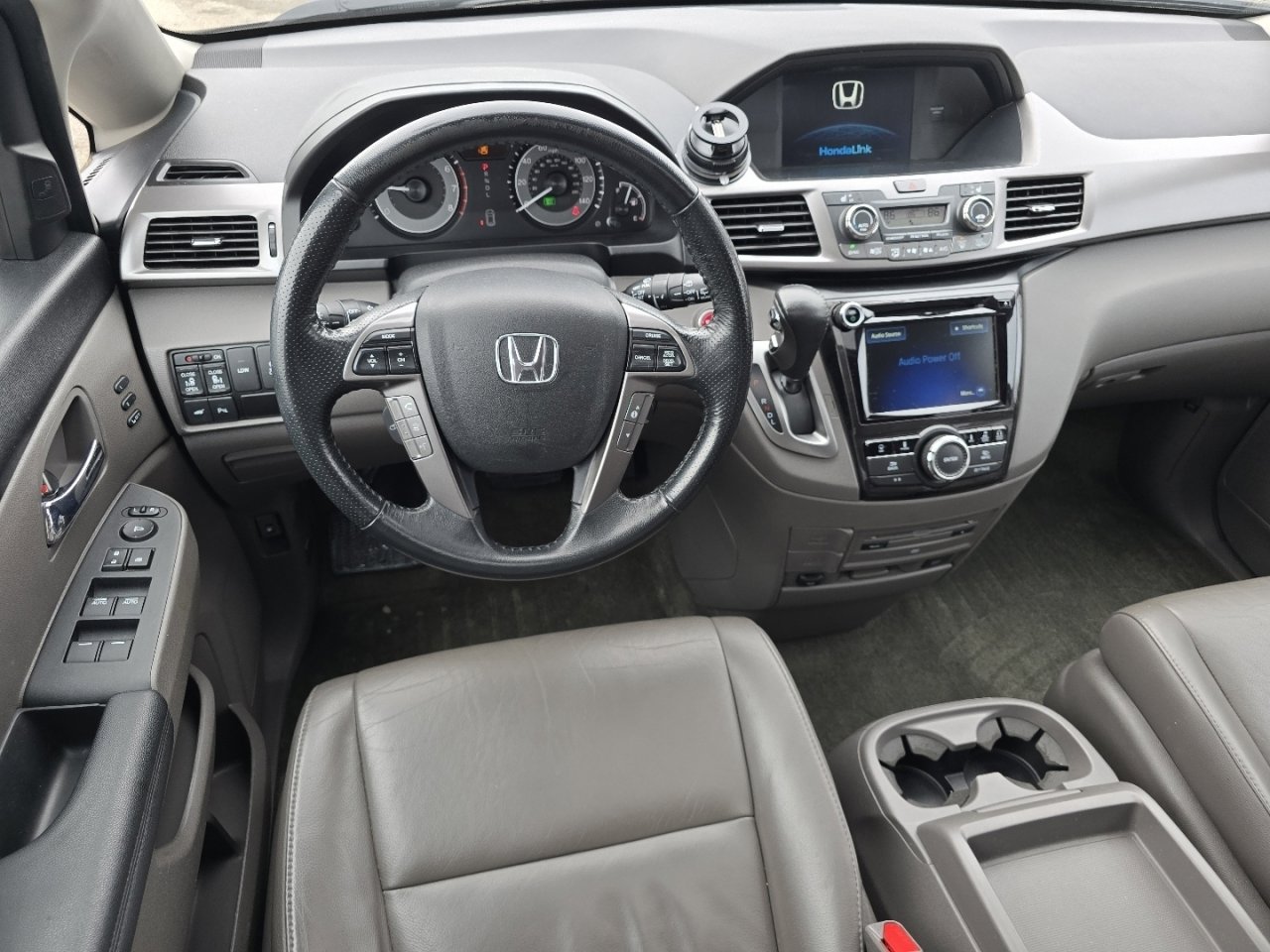 Used 2015 Honda Odyssey Touring Elite image 30