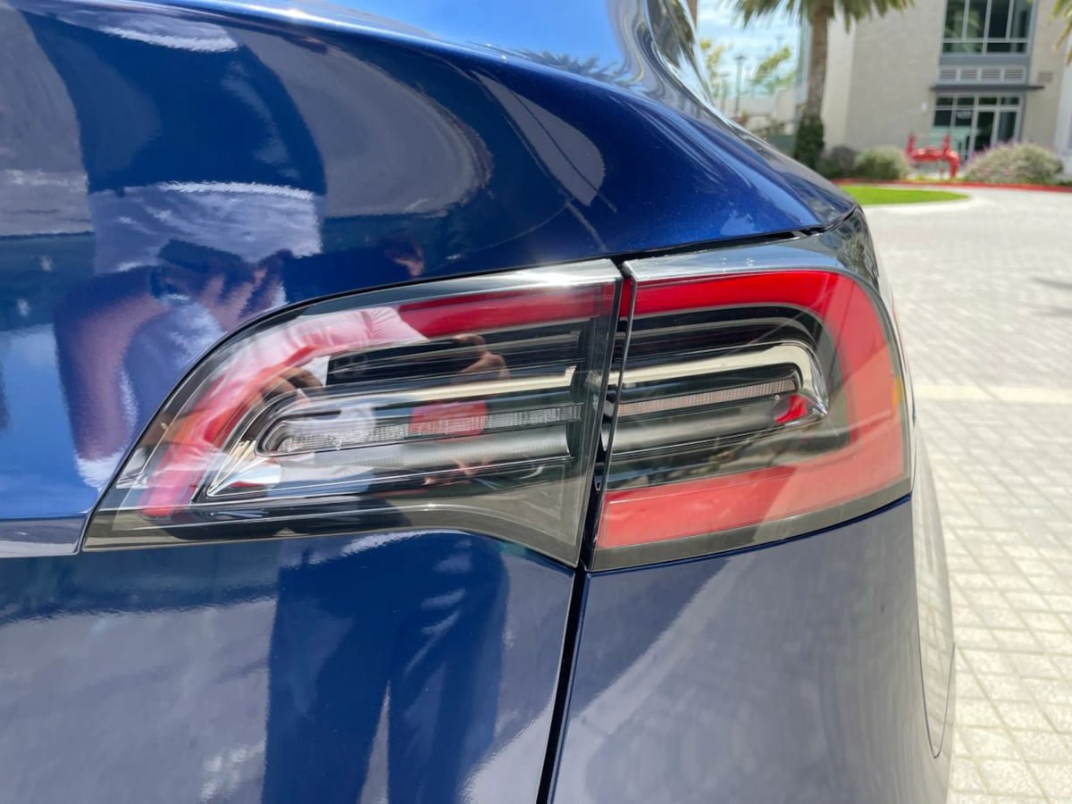 Used 2023 Tesla Model Y Long Range AWD/4WD image 32