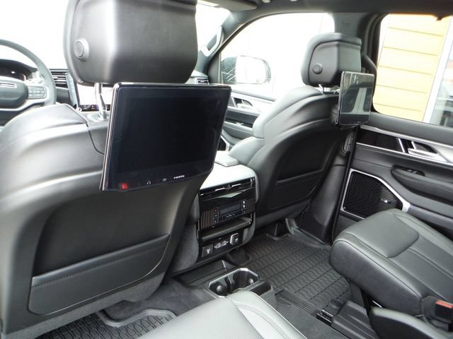 New 2026 Jeep Grand Wagoneer L Limited AWD/4WD image 58