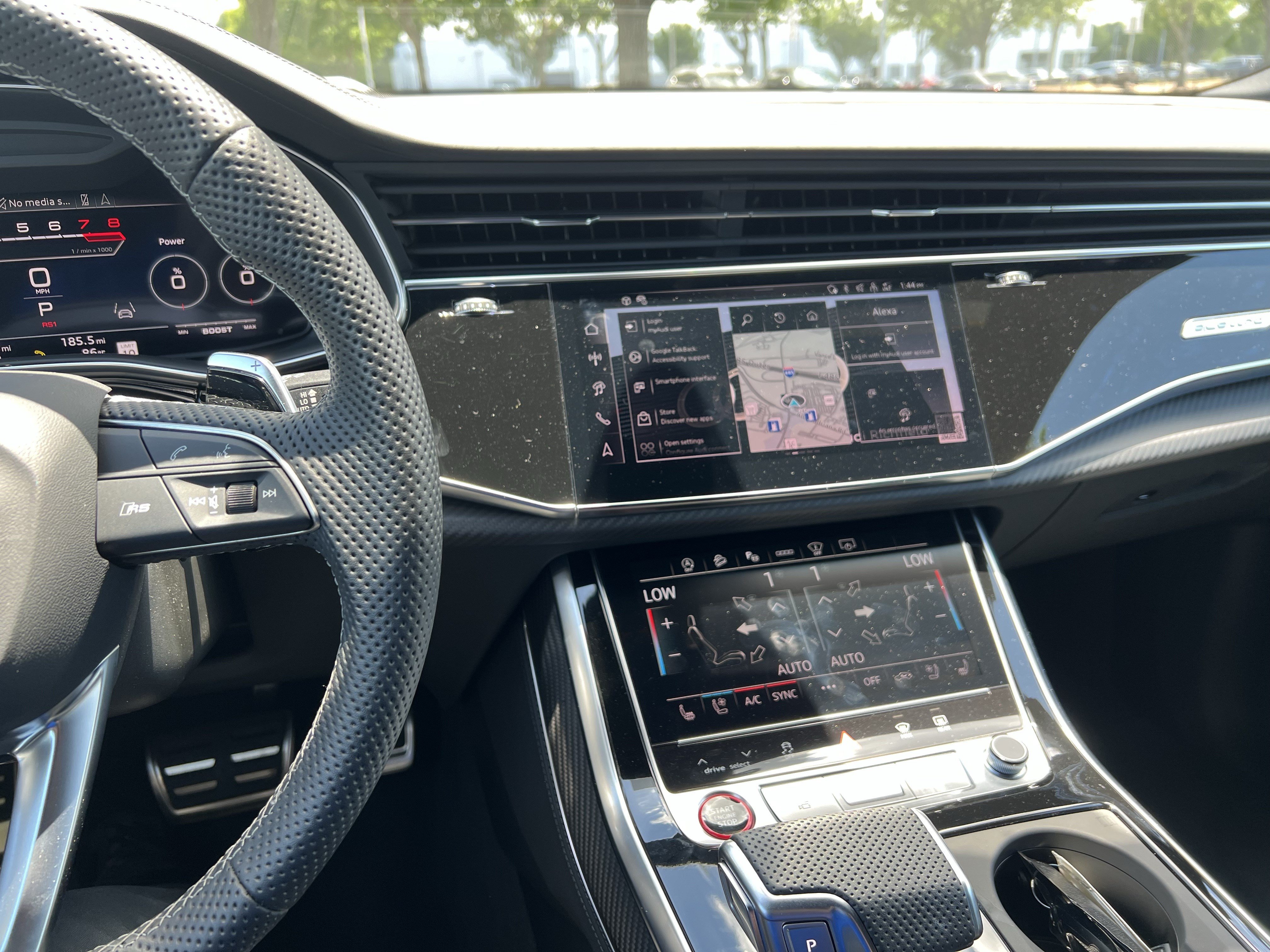 Certified 2025 Audi RS Q8 performance AWD/4WD image 31