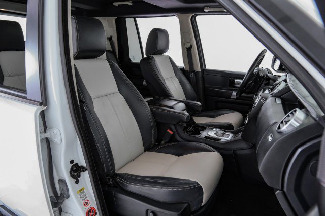 Used 2015 Land Rover LR4 HSE LUX image 36