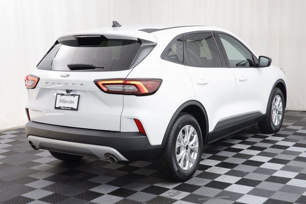 Used 2025 Ford Escape Active image 17