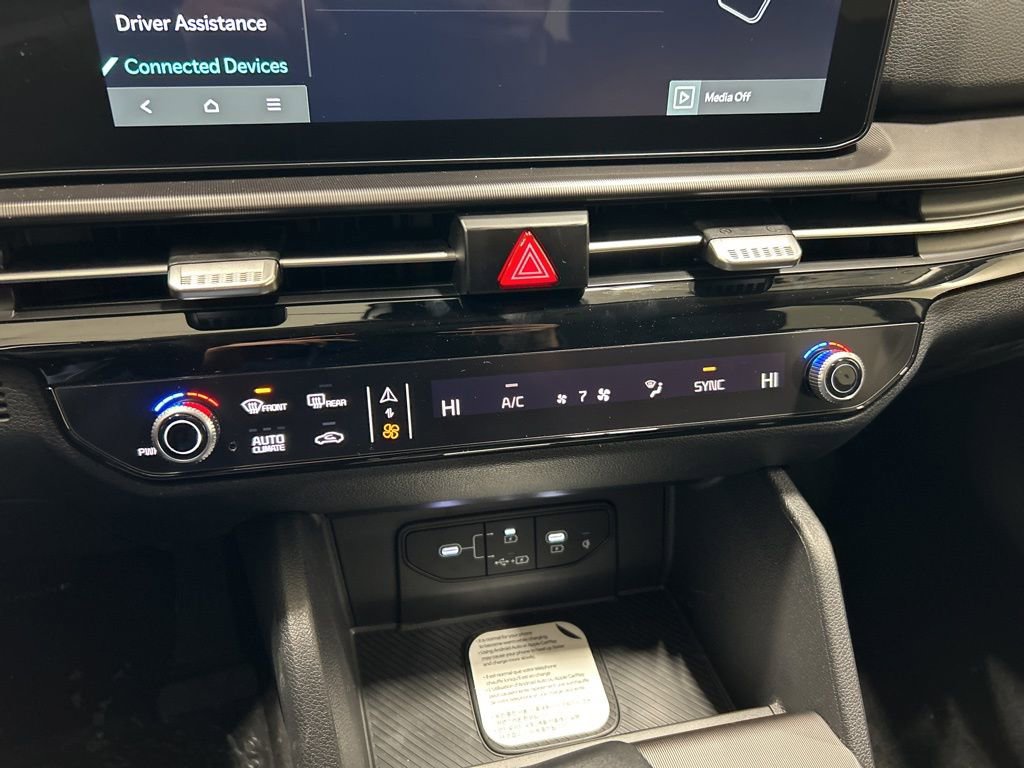 New 2026 Kia Sportage EX image 19