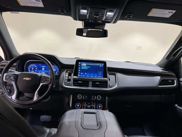 Used 2023 Chevrolet Suburban Premier image 19