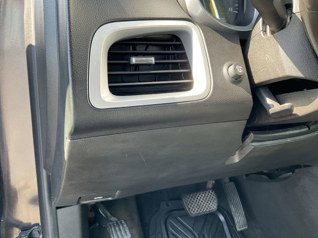 Used 2014 Chevrolet Equinox LT w/ Driver Convenience Package image 16