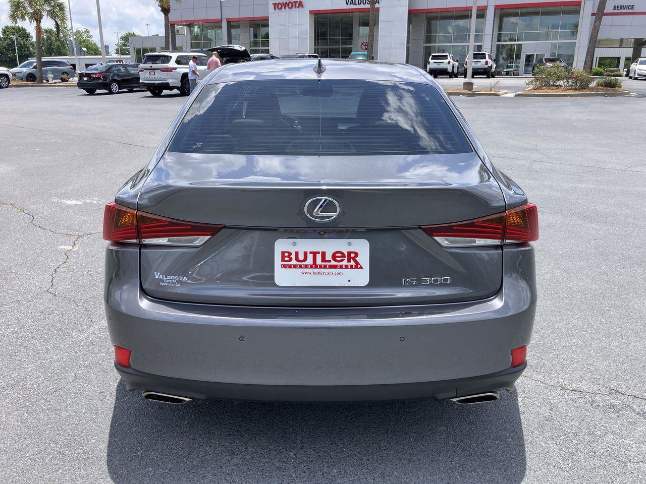 Used 2019 Lexus IS 300 w/ Premium Package RWD image 4