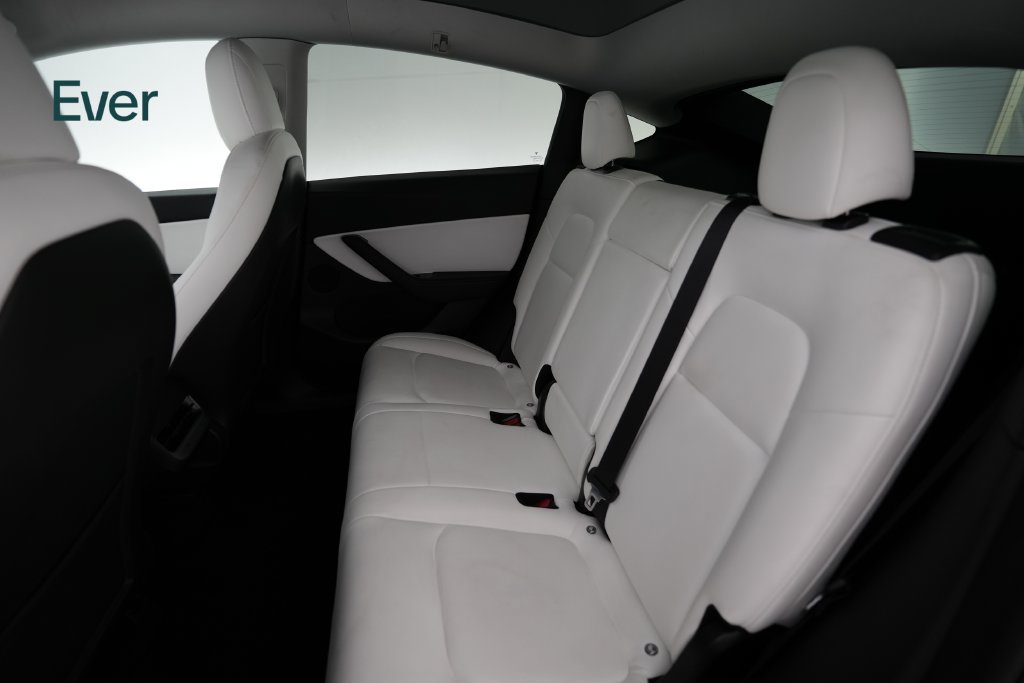 Used 2020 Tesla Model Y Performance AWD/4WD image 24