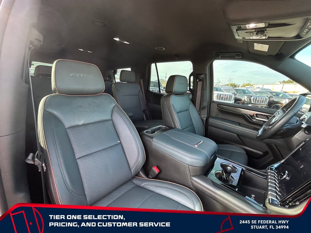 Used 2025 GMC Yukon AT4 AWD/4WD image 16
