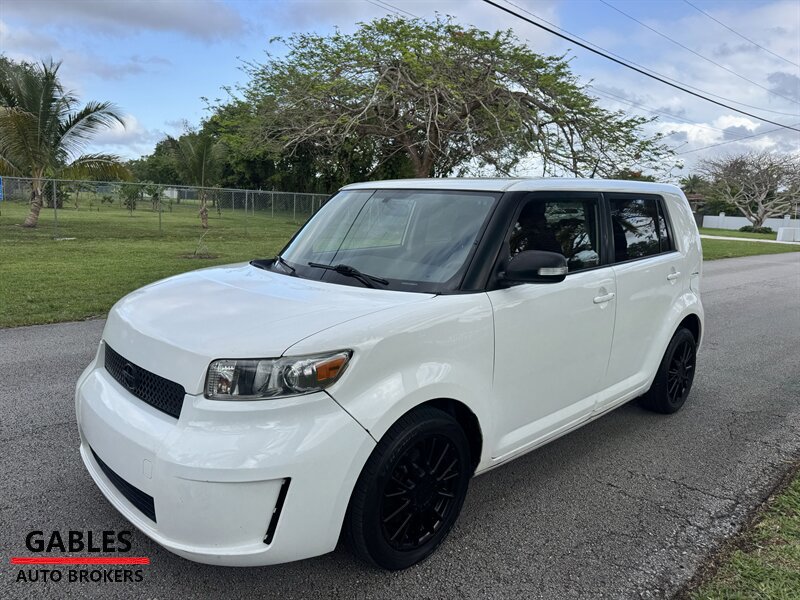 Used 2009 Scion xB FWD image 14