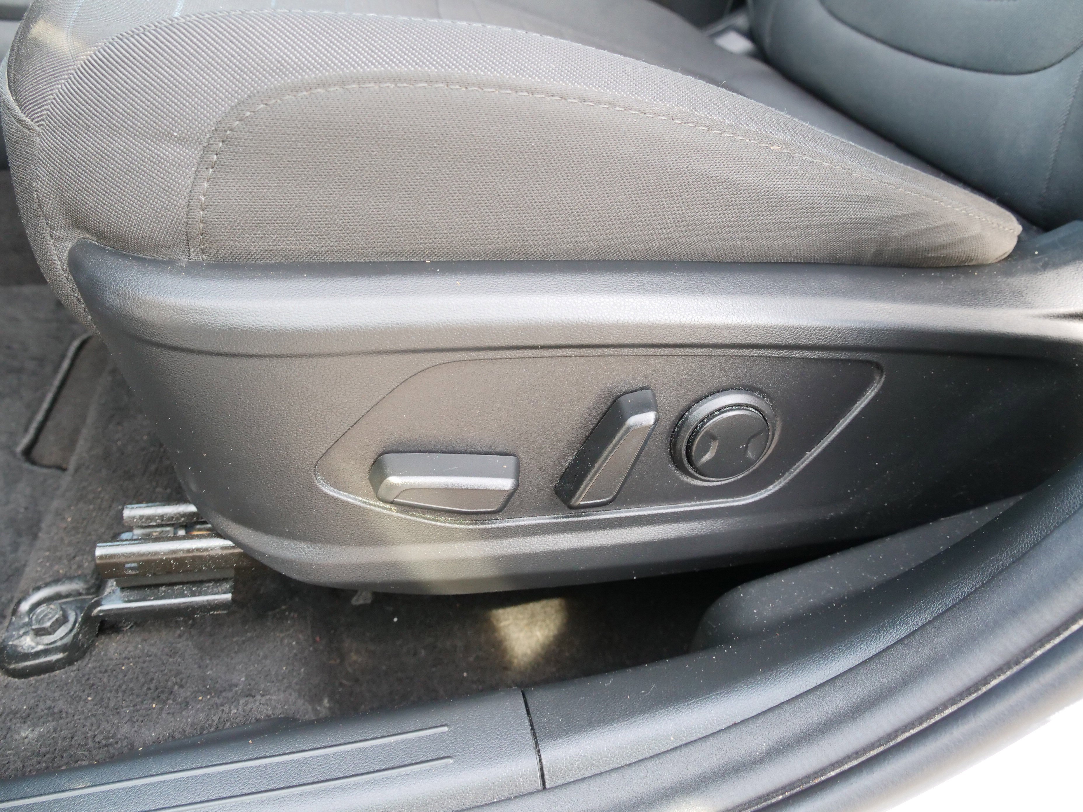 Used 2023 Hyundai Santa Cruz SEL image 17