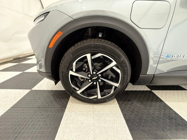 New 2026 Chevrolet Equinox EV LT AWD/4WD image 10