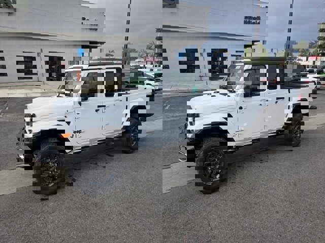 New 2026 Jeep Gladiator Sport image 1