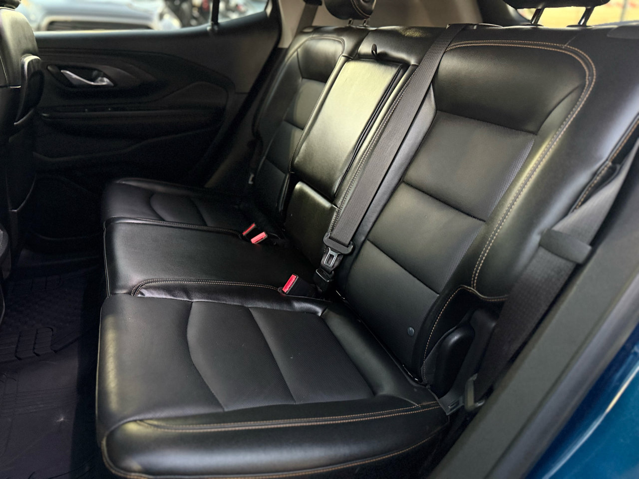 Used 2020 GMC Terrain SLT image 10