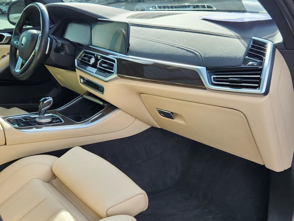 Used 2022 BMW X5 xDrive40i w/ Premium Package image 15