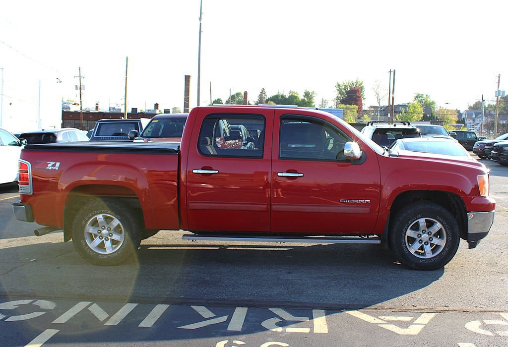 Used 2012 GMC Sierra 1500 SLE w/ Power Tech Package AWD/4WD image 3