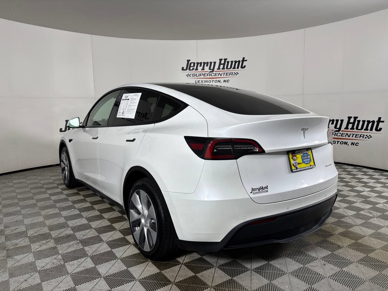 Used 2021 Tesla Model Y Long Range AWD/4WD image 6