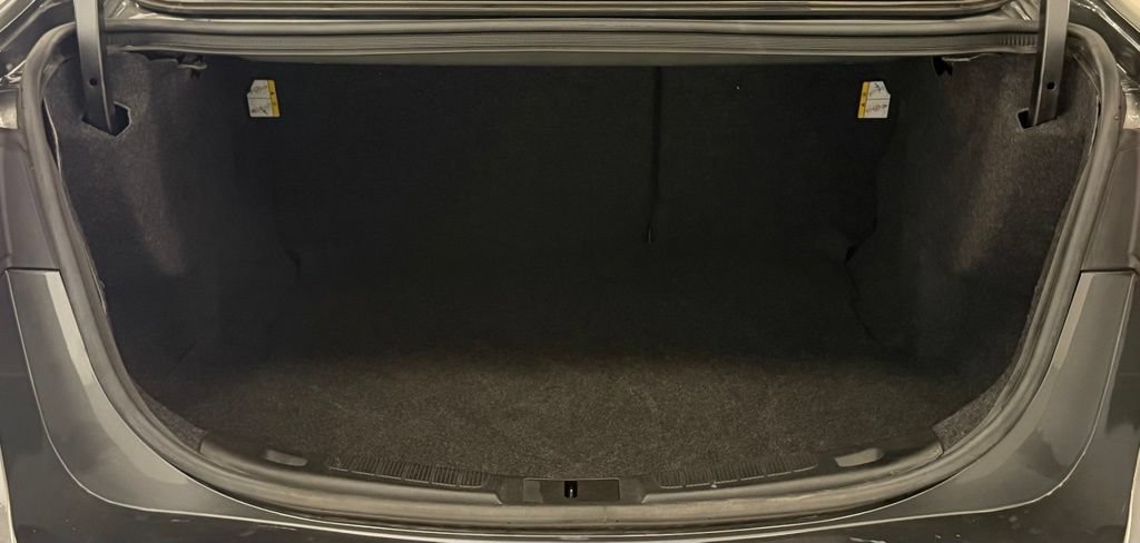 Used 2019 Ford Fusion SE FWD image 24