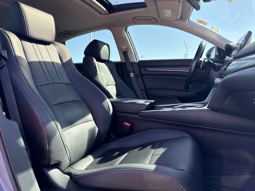 Used 2021 Honda Accord Touring image 26