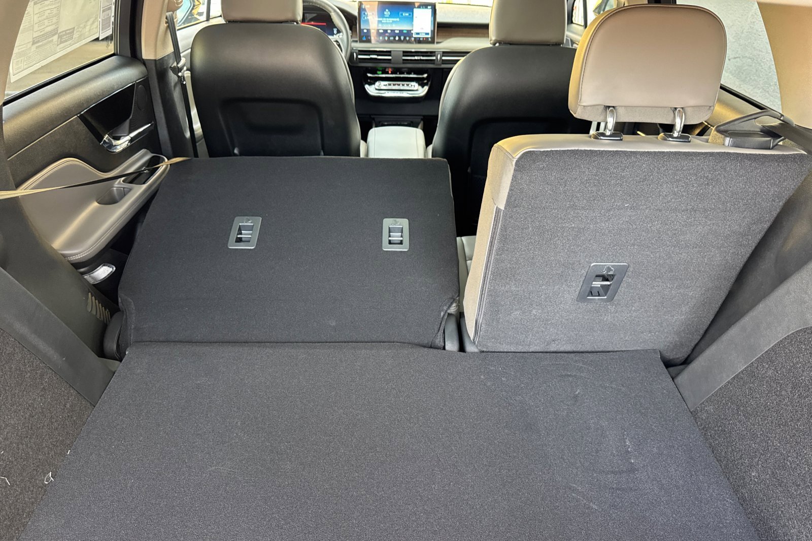 New 2026 Lincoln Corsair Grand Touring image 14