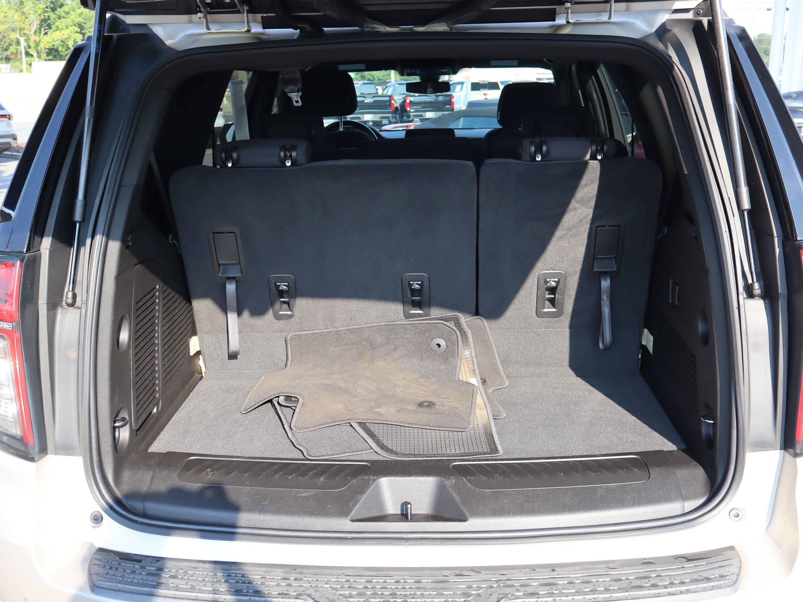 Used 2022 Chevrolet Tahoe LS RWD image 34