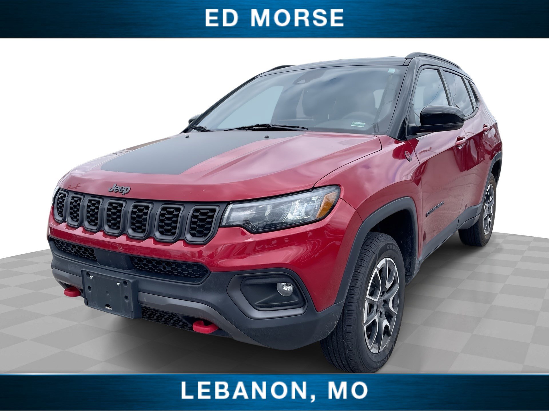 Used 2025 Jeep Compass Trailhawk AWD/4WD image 1