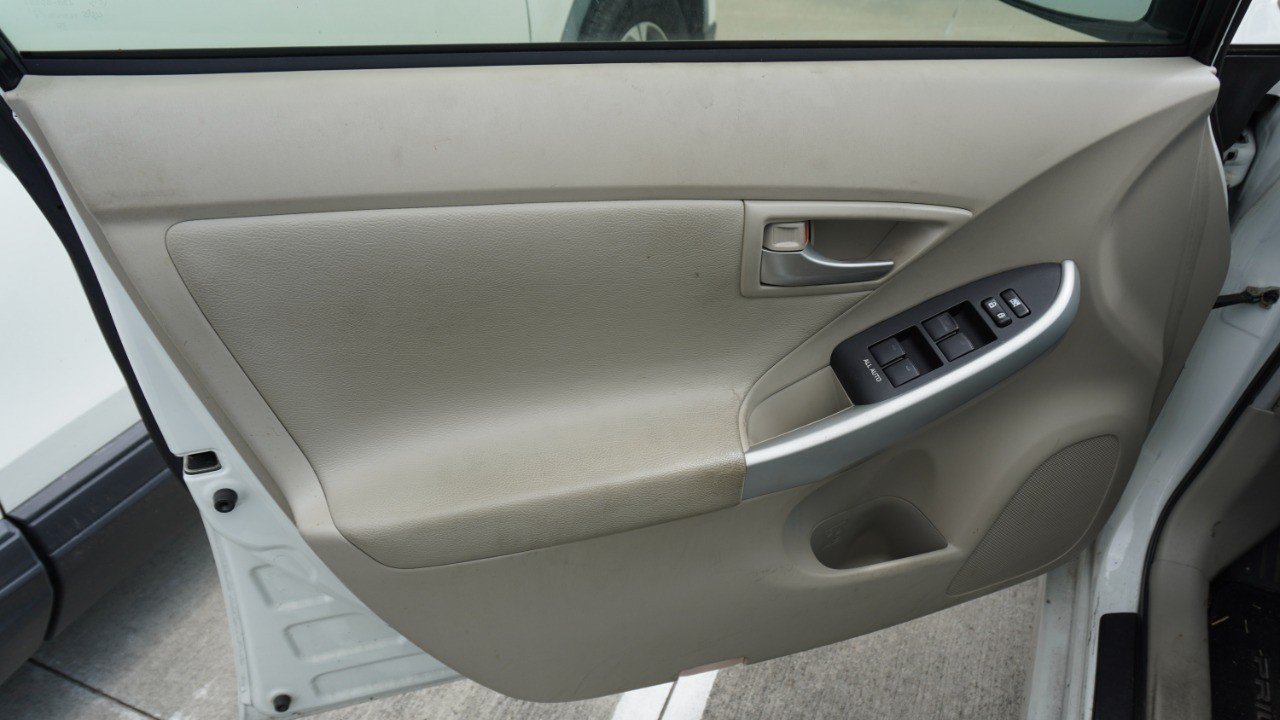 Used 2012 Toyota Prius Three FWD image 13