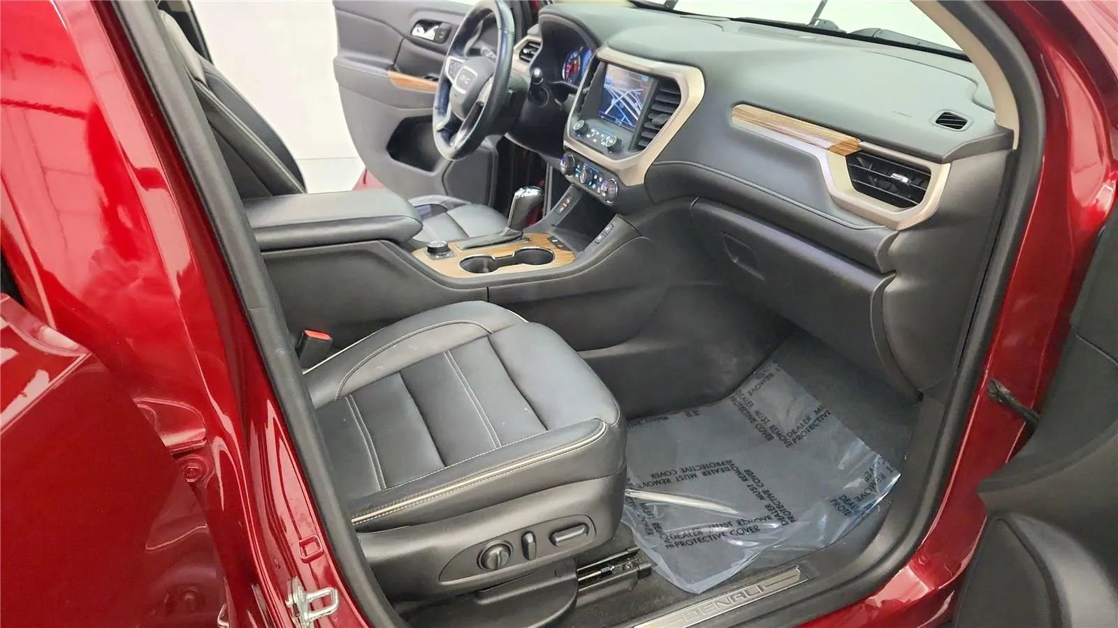 Used 2017 GMC Acadia Denali w/ Technology Package image 37