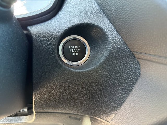 Used 2023 Toyota Corolla Cross LE image 16