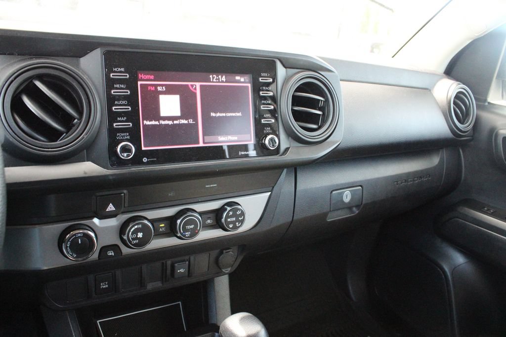 Used 2020 Toyota Tacoma SR AWD/4WD image 26