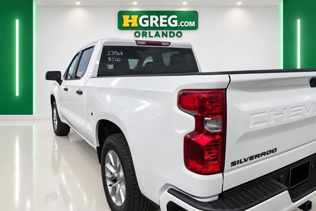 Used 2022 Chevrolet Silverado 1500 Custom RWD image 2