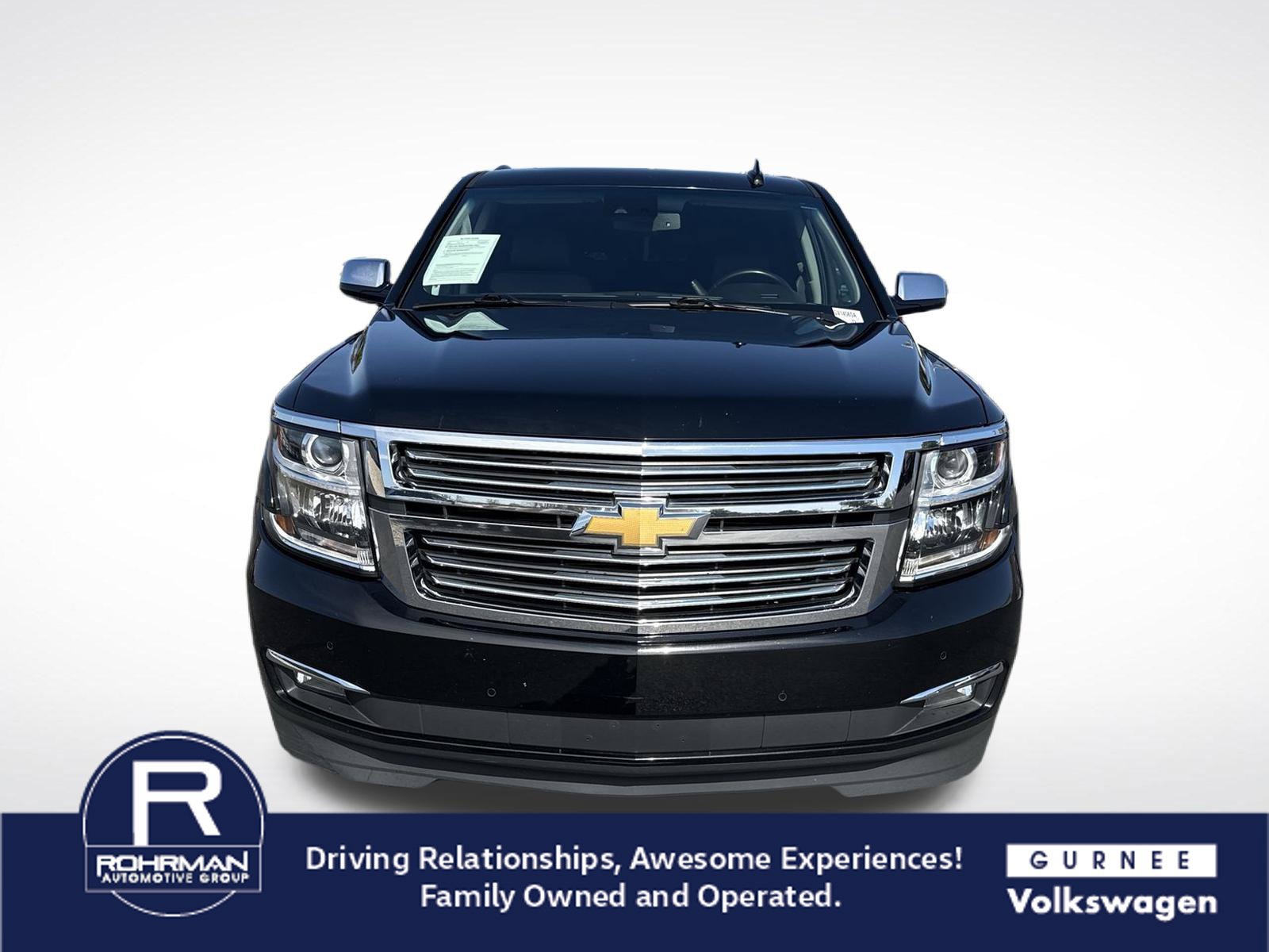 Used 2019 Chevrolet Suburban Premier AWD/4WD image 3