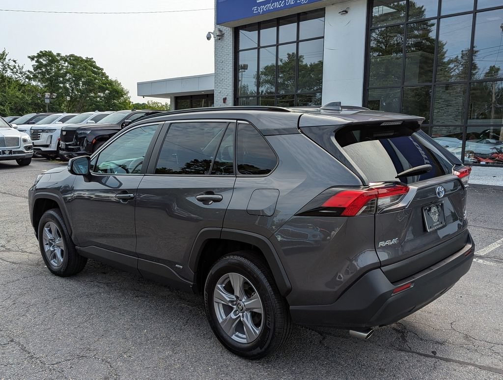 Used 2024 Toyota RAV4 XLE w/ Convenience Package AWD/4WD image 11