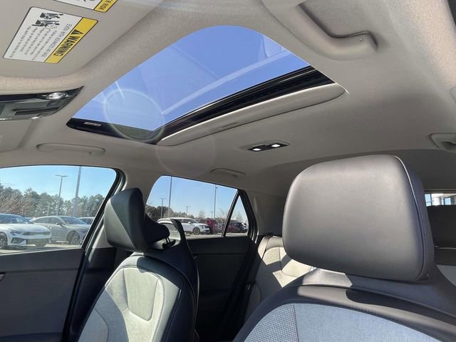 New 2026 Kia Niro SX image 2