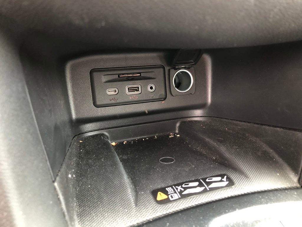 Used 2022 Chevrolet Equinox Premier image 25