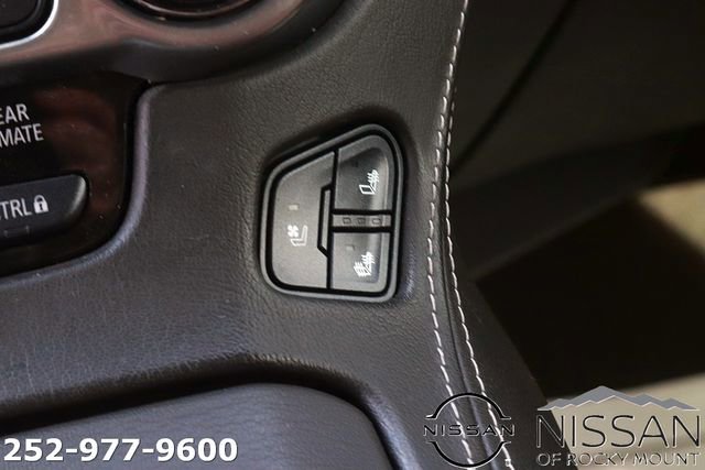 Used 2020 Chevrolet Suburban Premier w/ Premier Plus Edition image 30