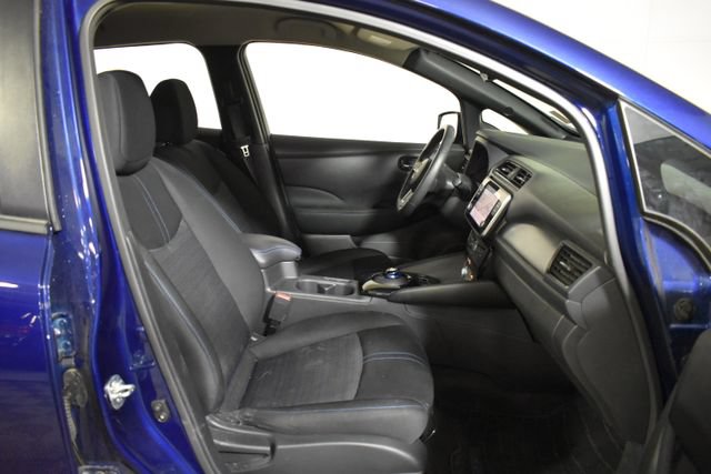 Certified 2025 Nissan Leaf SV Plus FWD image 35