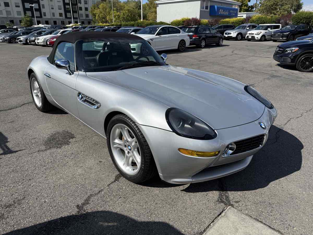Used 2000 BMW Z8 image 4