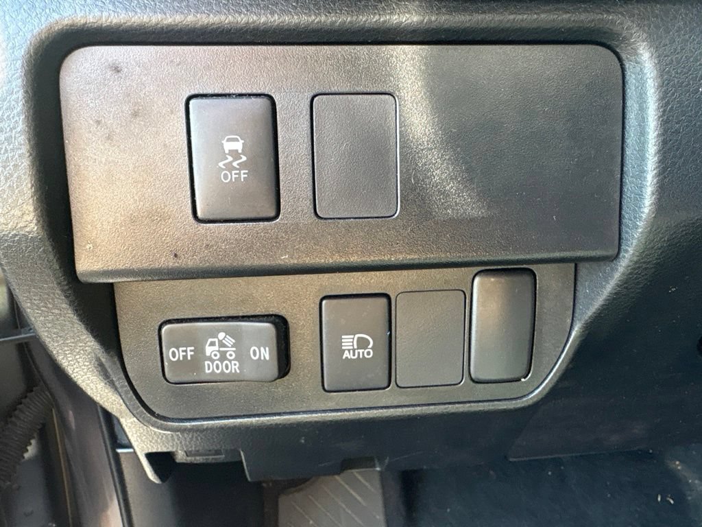 Used 2022 Toyota Tacoma SR w/ SR Convenience Package RWD image 12