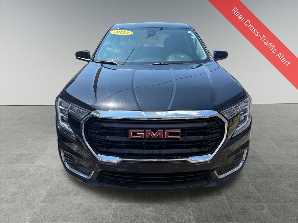 Used 2023 GMC Terrain SLE FWD image 10
