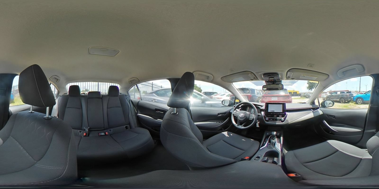 Used 2025 Toyota Corolla LE FWD image 41