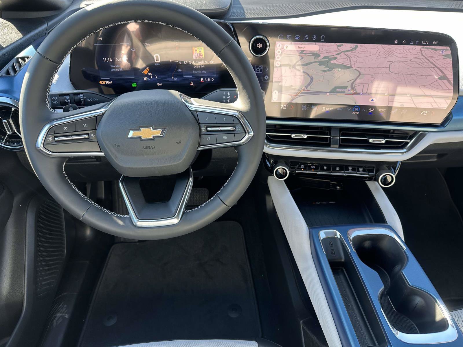 New 2026 Chevrolet Equinox EV LT w/ Convenience Package II FWD image 8