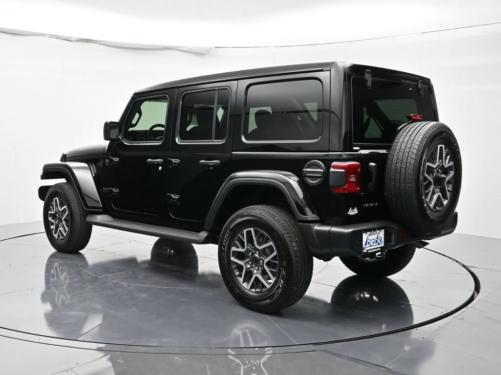 New 2026 Jeep Wrangler Unlimited Sahara AWD/4WD image 7