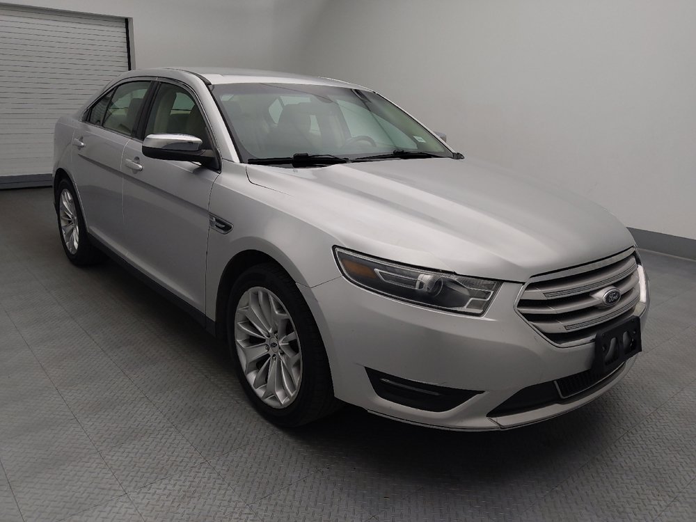 Used 2016 Ford Taurus Limited FWD image 13