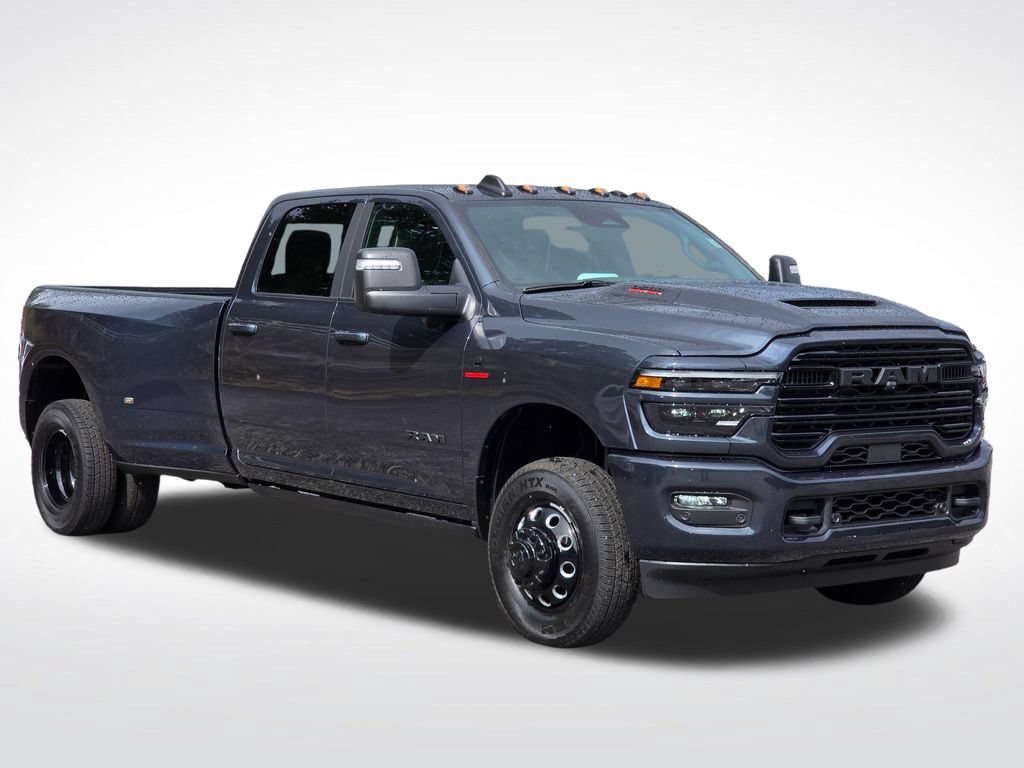 New 2026 RAM 3500 Laramie AWD/4WD image 15