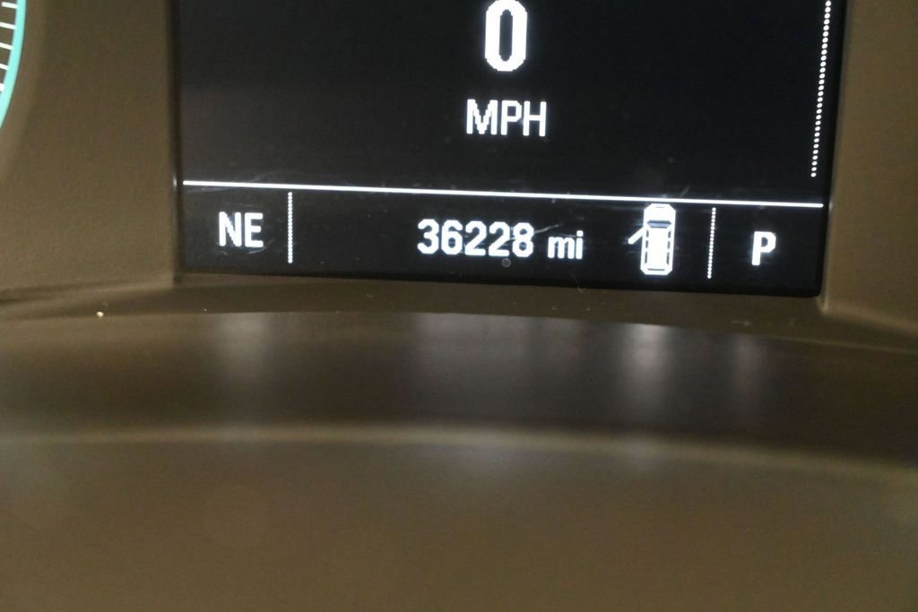 Used 2023 Chevrolet Equinox LS FWD image 30